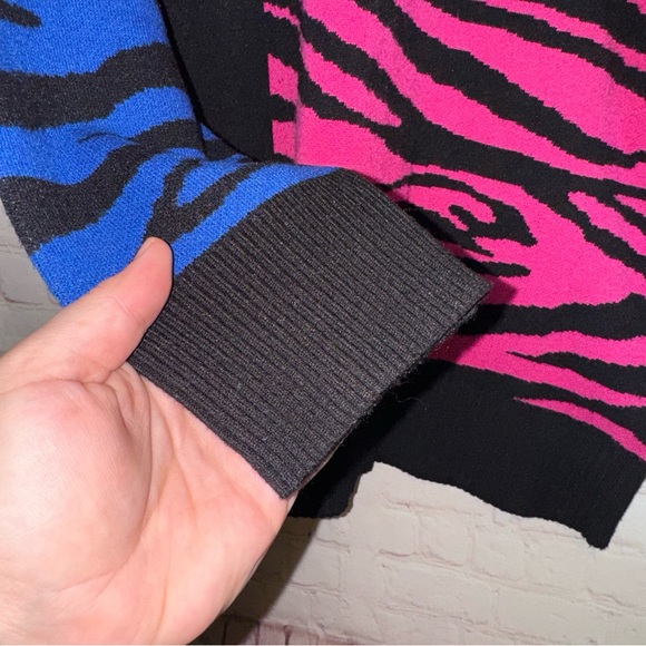 TORRID Pullover Crewneck Animal Mix Print Sweater - Picture 8 of 10